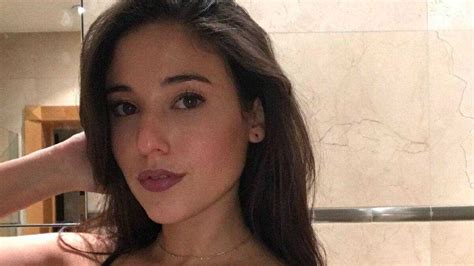 Angie Varona bio: age, height, measurements and hot .